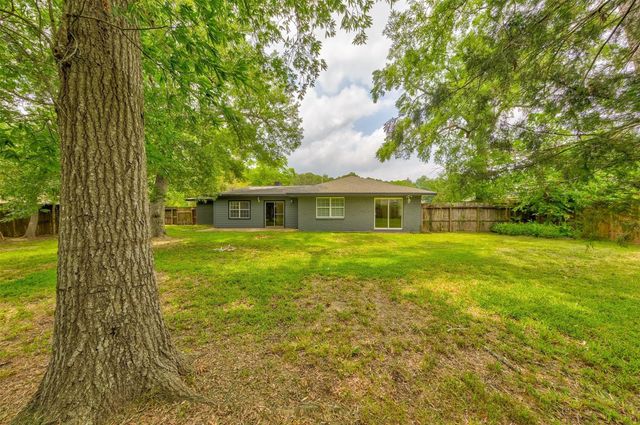 2110 Pecan Street, Dickinson, TX 77539