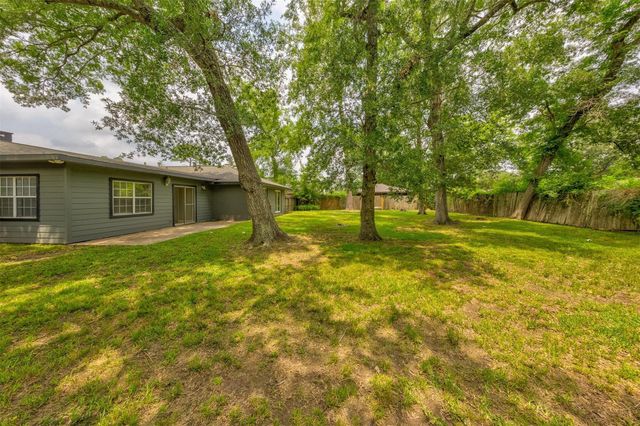 2110 Pecan Street, Dickinson, TX 77539