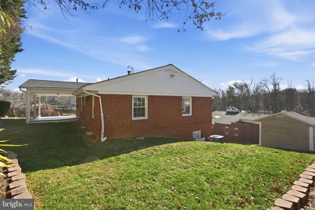 1808 N JOHNSON ST, Arlington, VA 22207