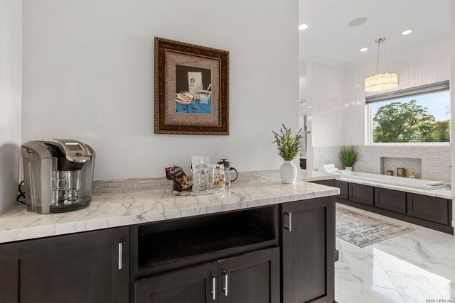 108 PEACH SPGS, Boerne, TX 78006