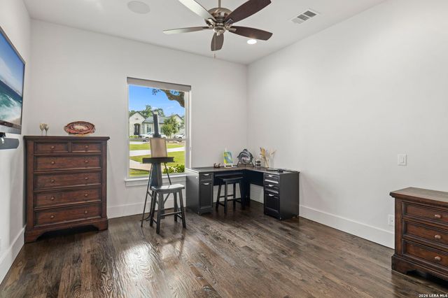 108 PEACH SPGS, Boerne, TX 78006