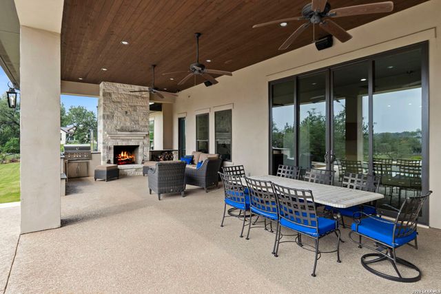 108 PEACH SPGS, Boerne, TX 78006