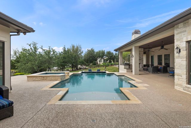 108 PEACH SPGS, Boerne, TX 78006
