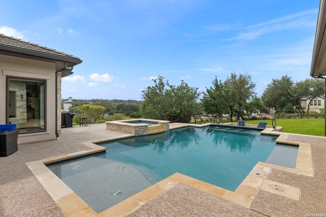 108 PEACH SPGS, Boerne, TX 78006