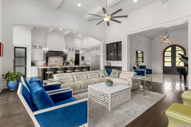 108 PEACH SPGS, Boerne, TX 78006