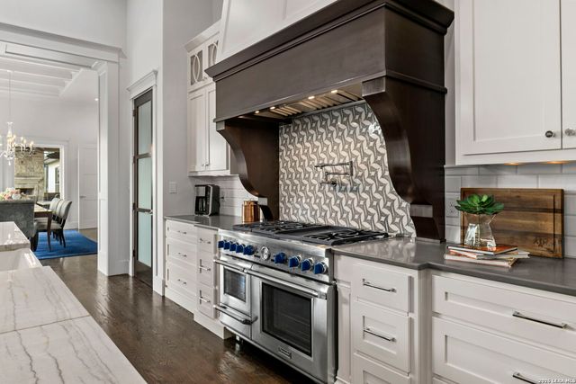 108 PEACH SPGS, Boerne, TX 78006