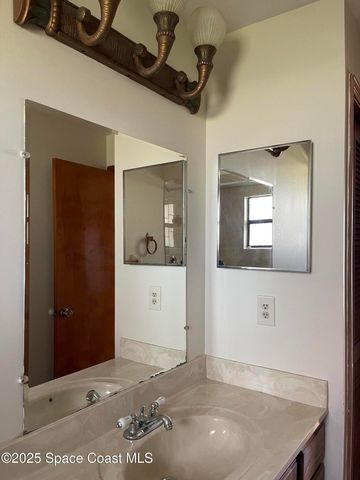 363 Emerson Drive NW, Palm Bay, FL 32907