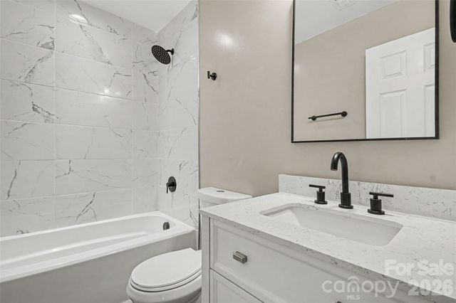 703 N Enochville Avenue, Kannapolis, NC 28081