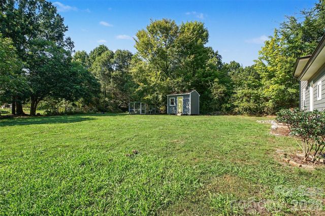 703 N Enochville Avenue, Kannapolis, NC 28081