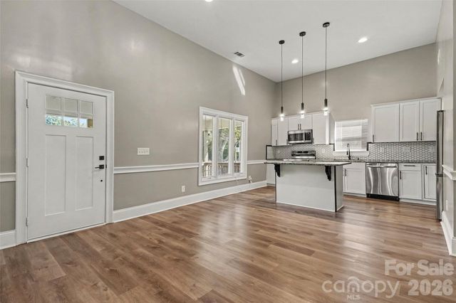 703 N Enochville Avenue, Kannapolis, NC 28081