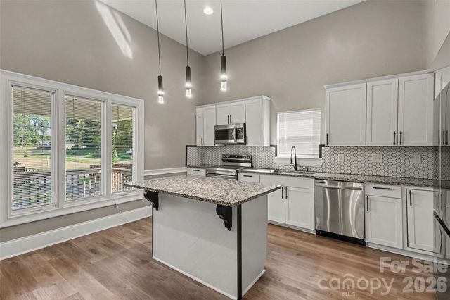 703 N Enochville Avenue, Kannapolis, NC 28081
