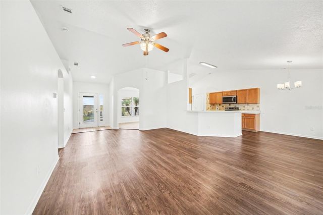10423 LAKE HASSON CIRCLE, Clermont, FL 34711