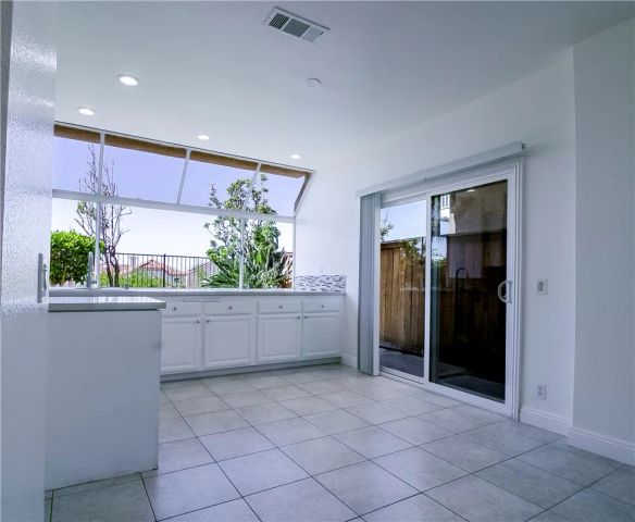 25035 Eaton Lane, Laguna Niguel, CA 92677