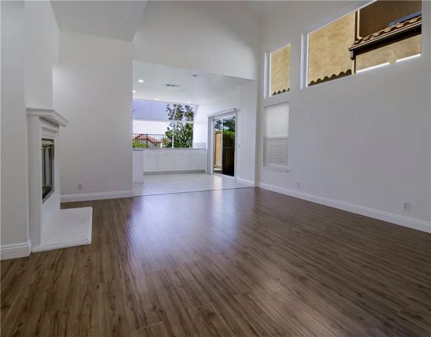 25035 Eaton Lane, Laguna Niguel, CA 92677