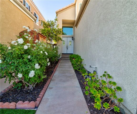 25035 Eaton Lane, Laguna Niguel, CA 92677