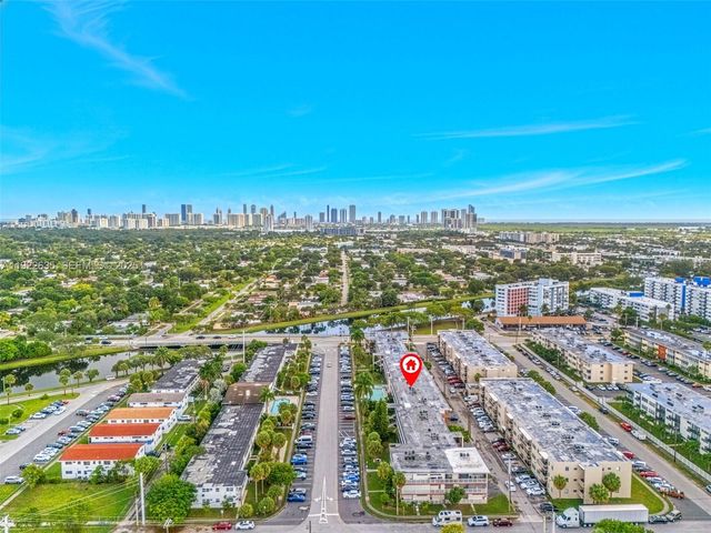 1450 NE 170th St 211, North Miami Beach, FL 33162