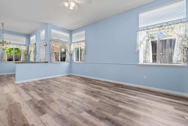 8583 Almond Bluff Ct, Orangevale, CA 95662