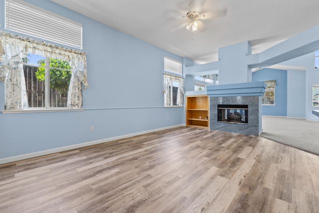 8583 Almond Bluff Ct, Orangevale, CA 95662