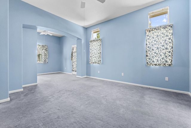 8583 Almond Bluff Ct, Orangevale, CA 95662