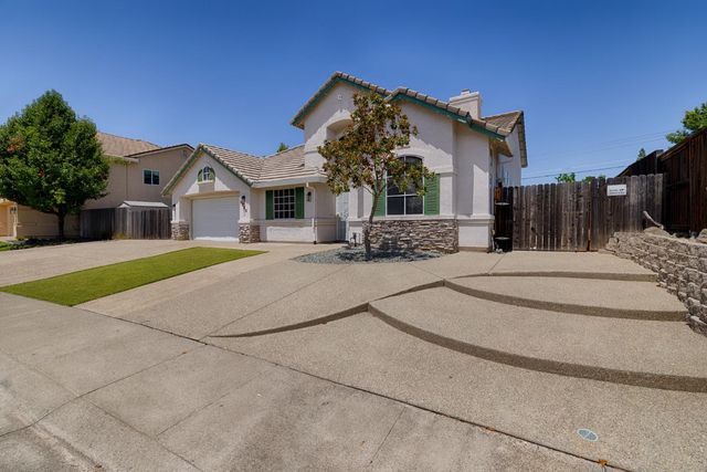 8583 Almond Bluff Ct, Orangevale, CA 95662