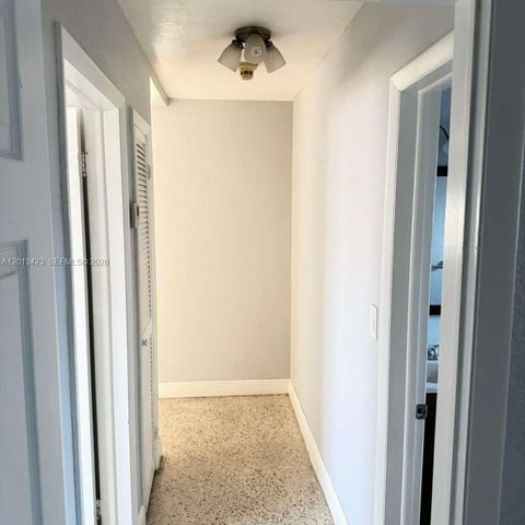 45 NW 45th Ave 45, Miami, FL 33126