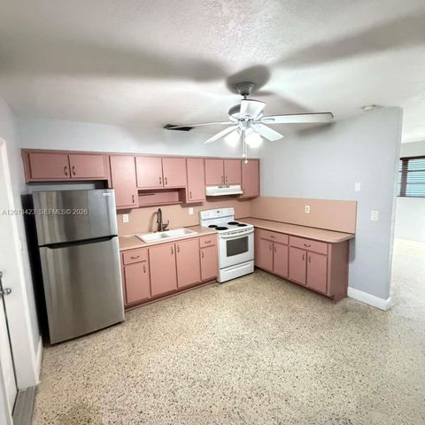 45 NW 45th Ave 45, Miami, FL 33126