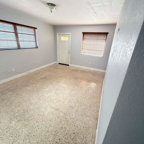 45 NW 45th Ave 45, Miami, FL 33126