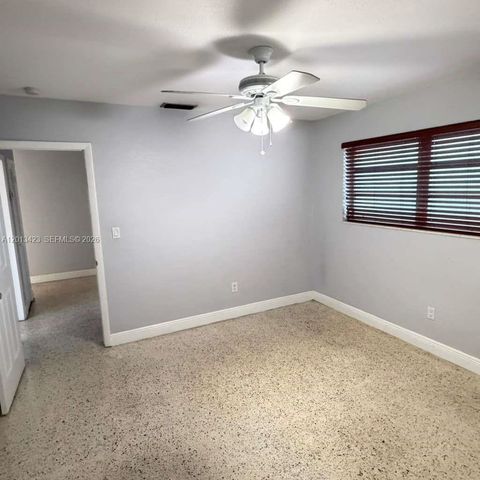 45 NW 45th Ave 45, Miami, FL 33126