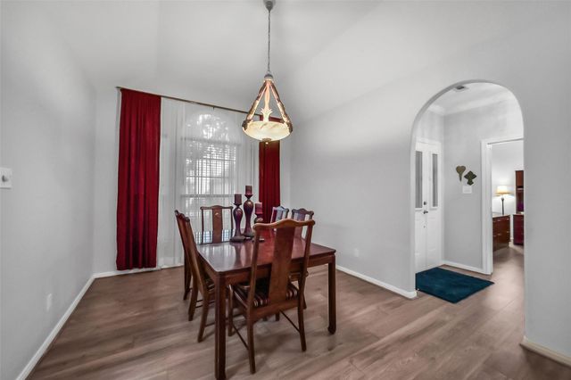 18403 Bluffview Drive, Crosby, TX 77532