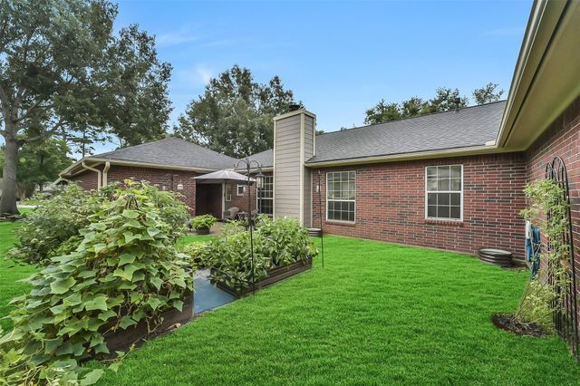 18403 Bluffview Drive, Crosby, TX 77532