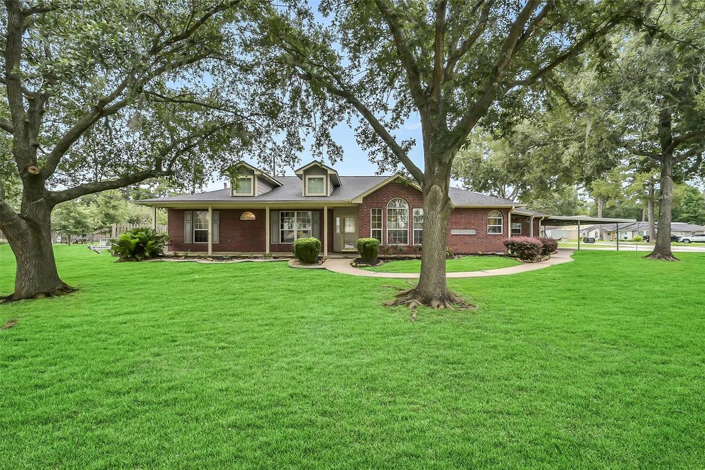 18403 Bluffview Drive, Crosby, TX 77532