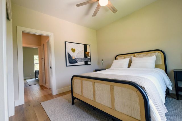 302 Castlehigh DR, Granite Shoals, TX 78654