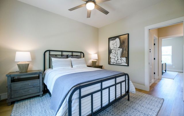 302 Castlehigh DR, Granite Shoals, TX 78654