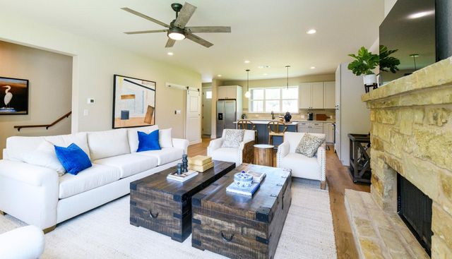 302 Castlehigh DR, Granite Shoals, TX 78654