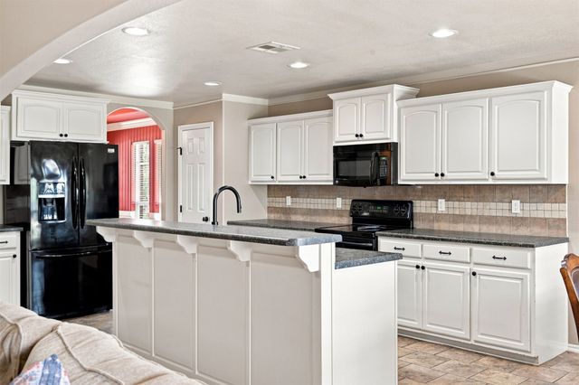 712 W Juneau Street, Broken Arrow, OK 74012
