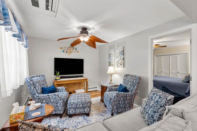 9 Kelley Road, Londonderry, NH 03053