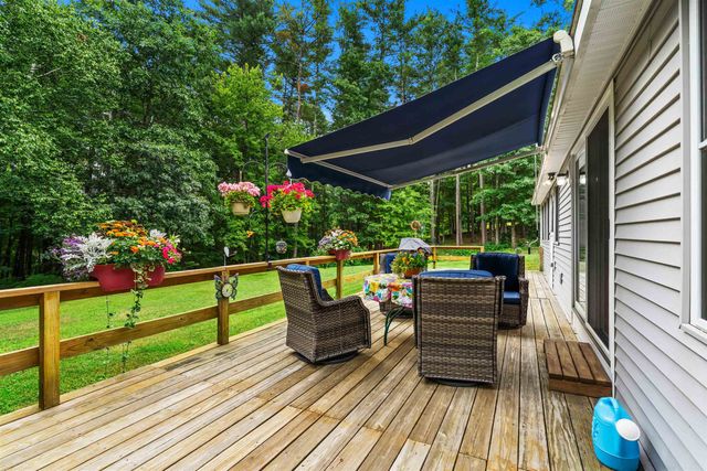 9 Kelley Road, Londonderry, NH 03053