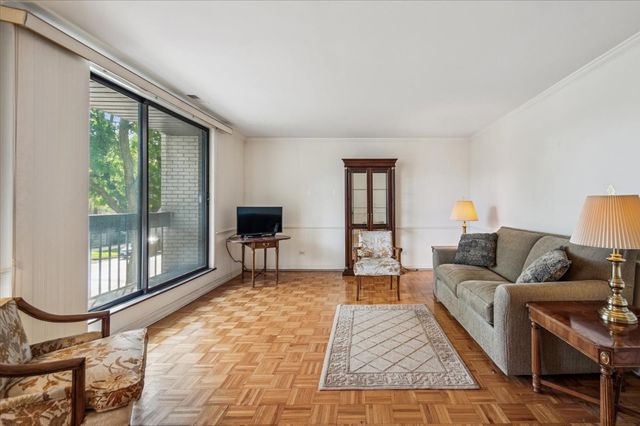 5220 N Rockwell Avenue 1S, Chicago, IL 60625