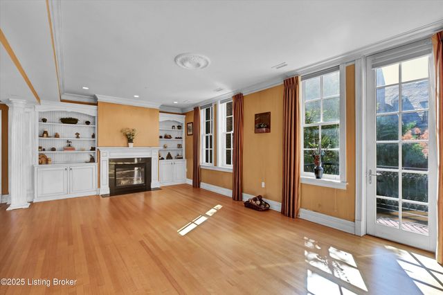 966 Cherokee Rd, 205, Louisville, KY 40204