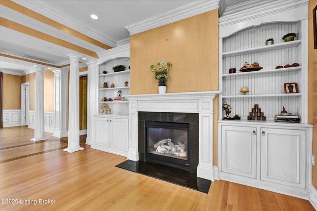 966 Cherokee Rd, 205, Louisville, KY 40204