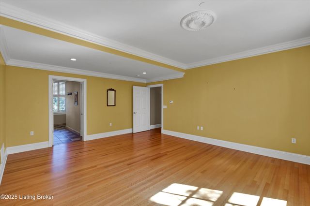 966 Cherokee Rd, 205, Louisville, KY 40204