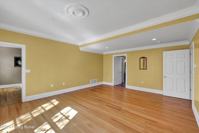 966 Cherokee Rd, 205, Louisville, KY 40204