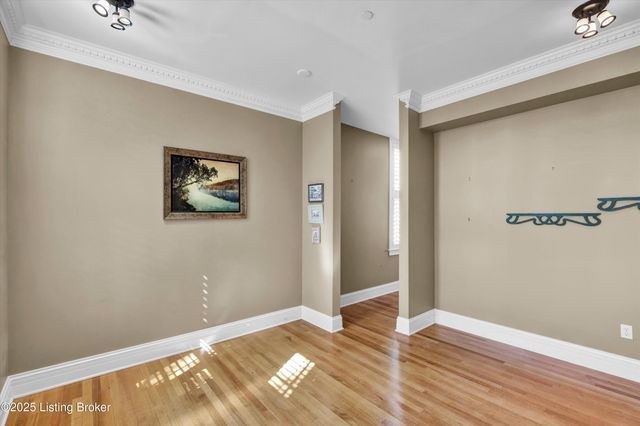 966 Cherokee Rd, 205, Louisville, KY 40204