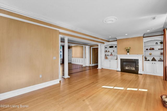 966 Cherokee Rd, 205, Louisville, KY 40204