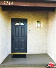 7714 Via Sorrento 22, Burbank, CA 91504