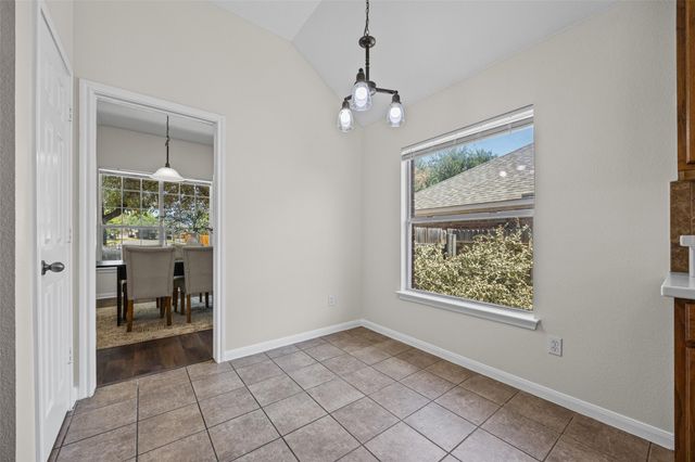 3701 Pine Needle CIR, Round Rock, TX 78681