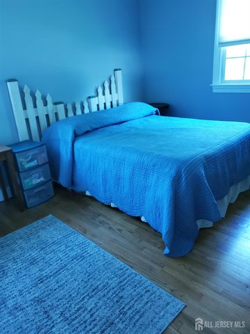 40 Anita Drive, Piscataway, NJ 08854