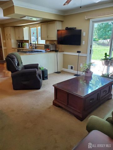 40 Anita Drive, Piscataway, NJ 08854