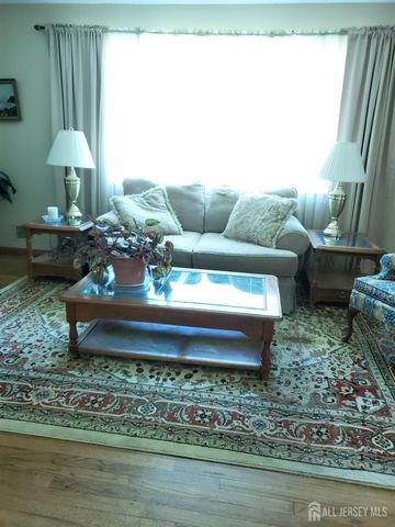 40 Anita Drive, Piscataway, NJ 08854