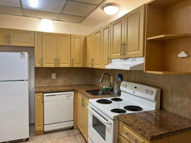 480 NW 20th Street NW 2120, Boca Raton, FL 33431